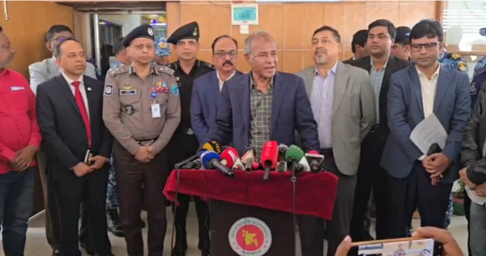 Armed forces allowed inside polling stations; chaos to be dealt with strictly: Adviser