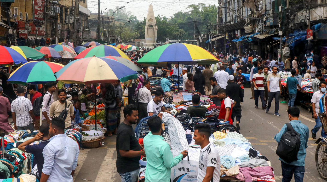 Take comprehensive plan to rehabilitate hawkers