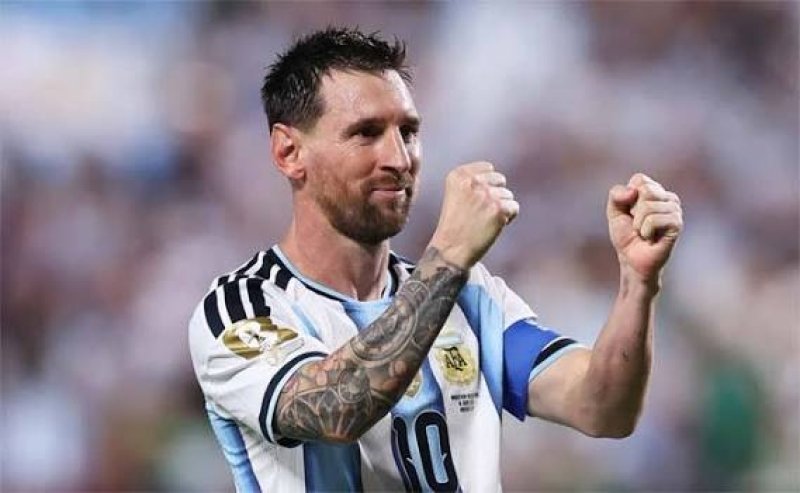 Magical Messi equals World Cup goals record as Argentina win