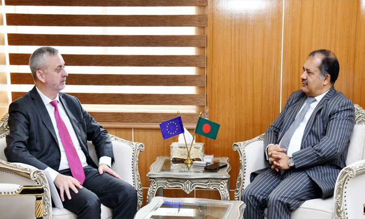 Govt Preparing Independent Media Commission: Swapon
