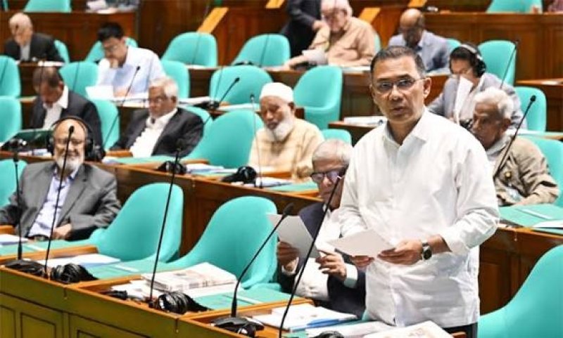 Capacity of Ctg port rising, Bay Terminal to boost trade, cut costs: PM