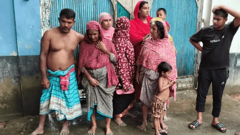 Three Family Members Found Dead in Jashore