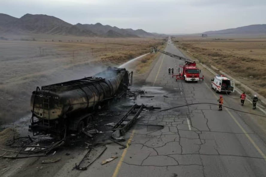 10 killed, 6 injured in fuel tanker blast in Iran