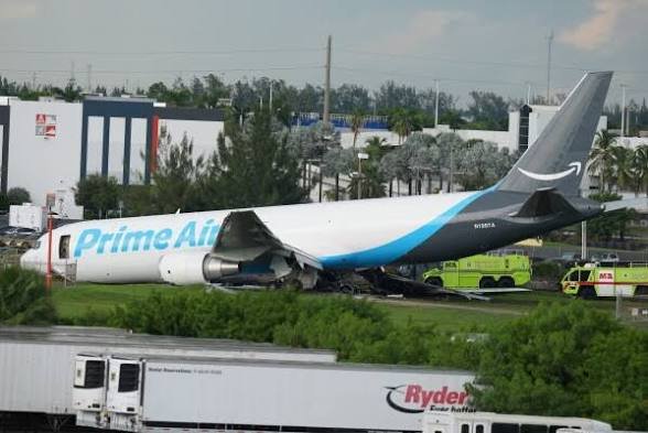 At least 5 killed as Amazon cargo plane crashes at Miami airport