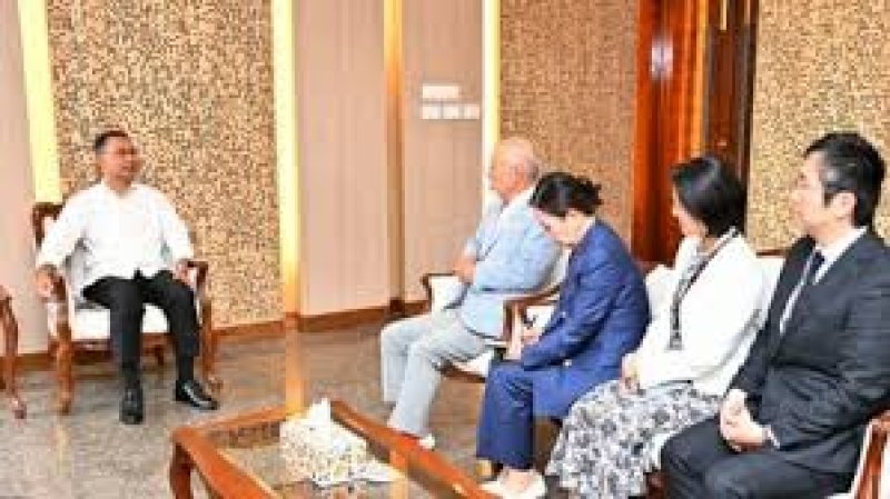 PM urges Japanese envoy to help ensure safe, dignified Rohingya repatriation