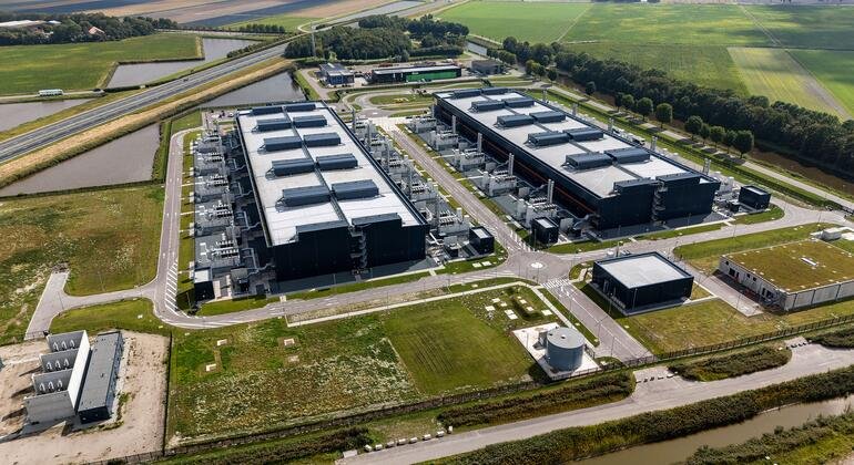AI Data centres put global electricity systems under strain