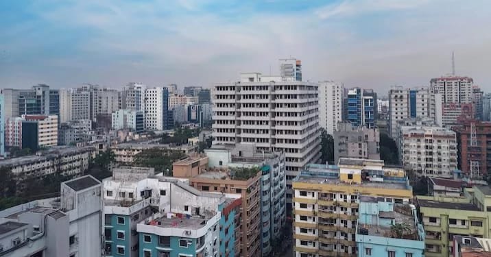 Dhaka records ‘moderate’ air quality this morning