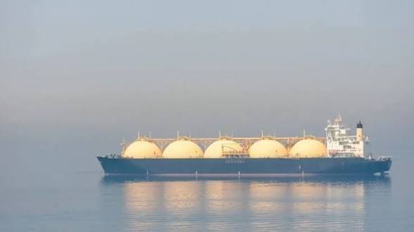 Qatar Extends LNG Suspension as Hormuz Crisis Drags On