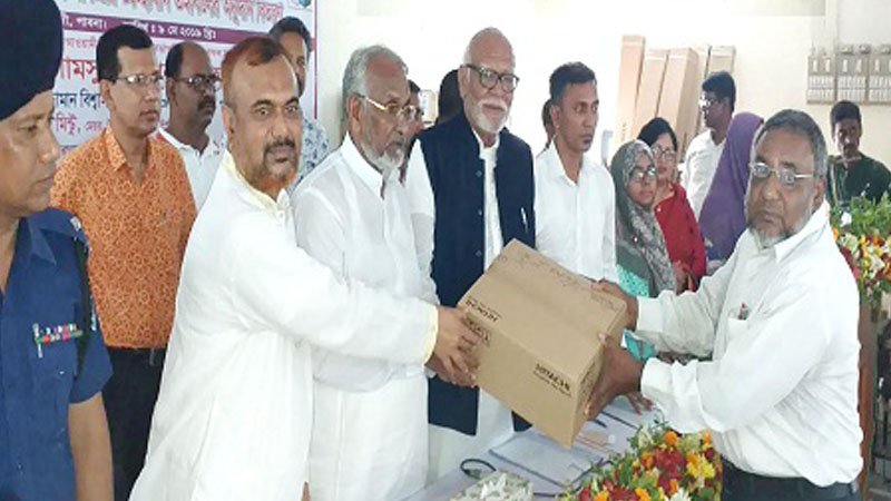 Edu materials distributed in Ishwardi