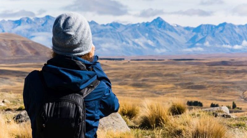 Tourism industry urged to help wipe out visitors' carbon footprint