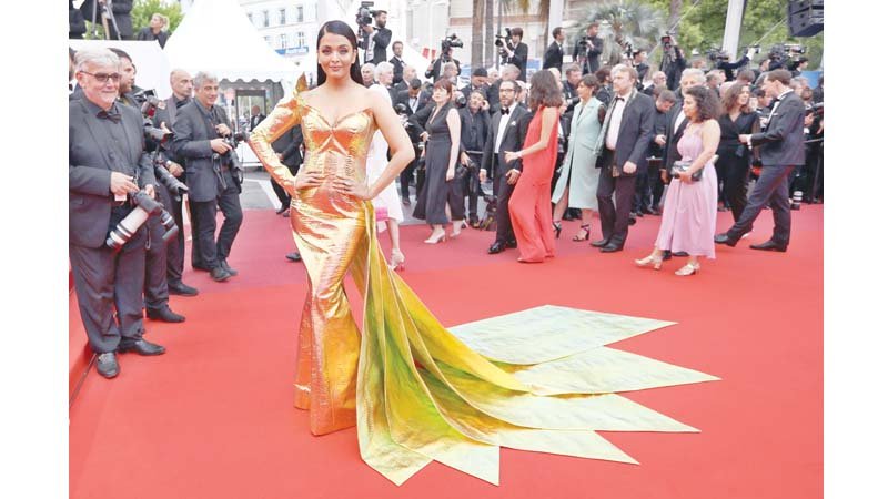 Bollywood divas glam up Cannes Film Festival