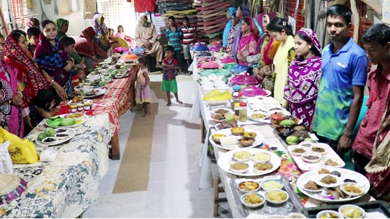 Kaligram women now making pickle from fallen mangoes