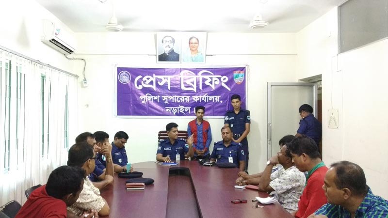Main accused in Narail schoolgirl attack held