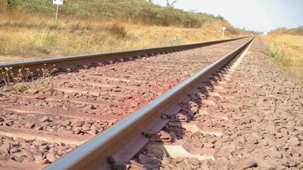 Railway East Zone introduces dual gauge line