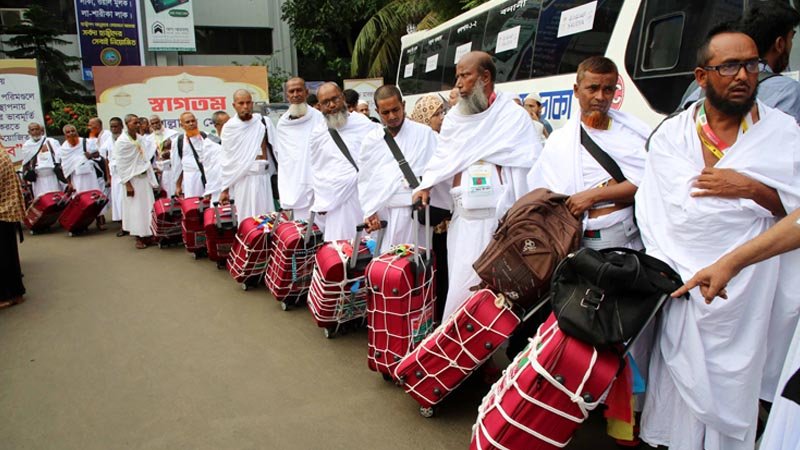 Pilgrims not geting  pre-arrival immigration