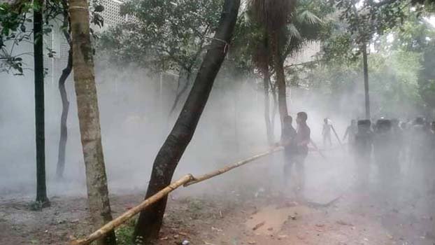 Fire at DU central library doused