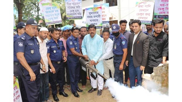 Police organises cleanliness campaign in Cox's Bazar