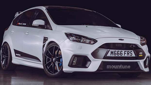 Ford Focus RS delivers supercar performance