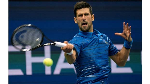 Djokovic, Federer, Serena breeze into 4th round