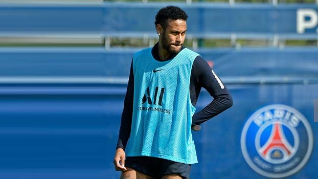 Neymar, PSG left to  pick up pieces 