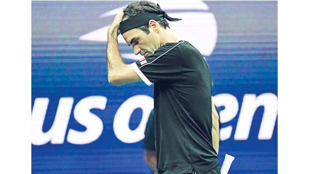 Dimitrov stuns Federer to reach semi finals