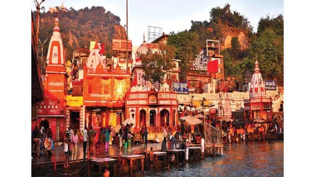 Global, local tourism cos make a beeline for Indian travelers