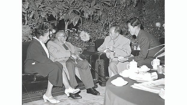 Around the world with Mao Zedong