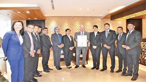Amari Dhaka wins leading  business hotel SATA award