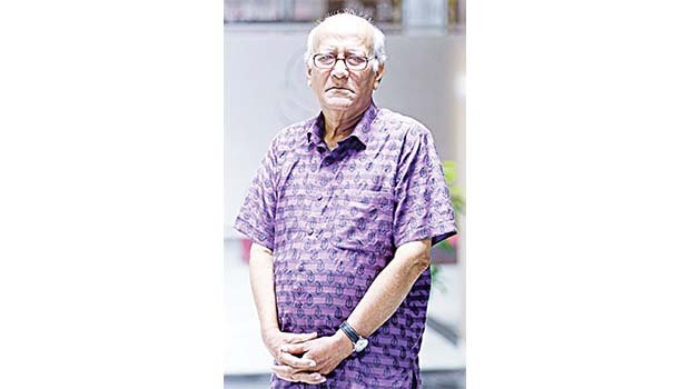 Khurshid Alam renders voice to jingle after three decades 