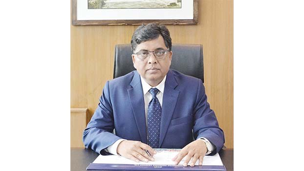 Insurance   industry contributes to growth