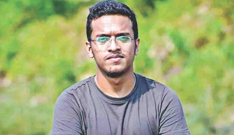 Ex-BUET students demand Abrar sculpture on campus