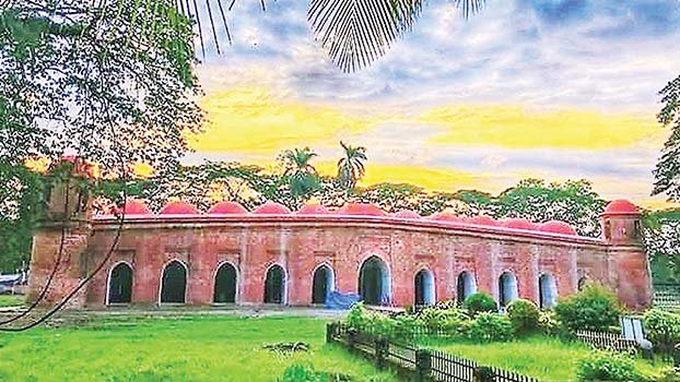 Historic Shat  Gombuj Masjid increases revenue income