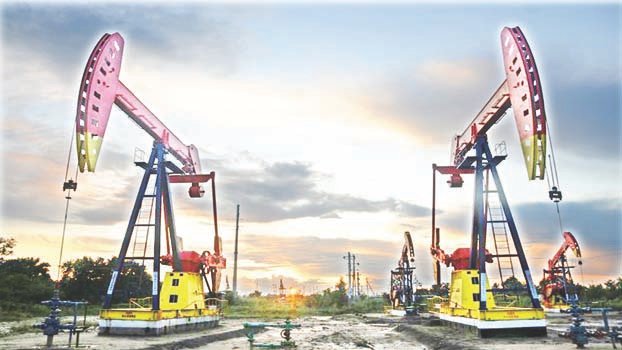 Oil hits three month high on falling stocks