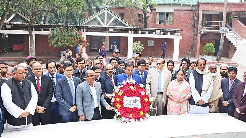 Nine secretaries pay homage to Bangabandhu