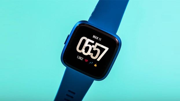 Fitbit quietly  added new  feature  that the  Apple  Watch  doesn't  have