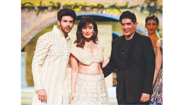 Manish Malhotra celebrates 30 years in Bollywood