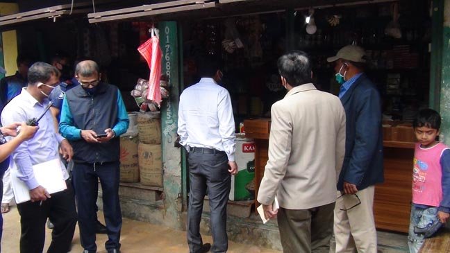 8 traders fined in Thakurgaon