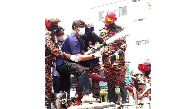 Disinfectant sprayed on Sunamganj streets, vehicles