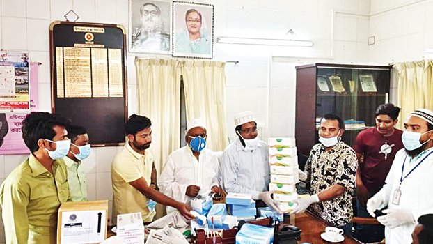 Palak provides 200 kits to Singra UZ hospital