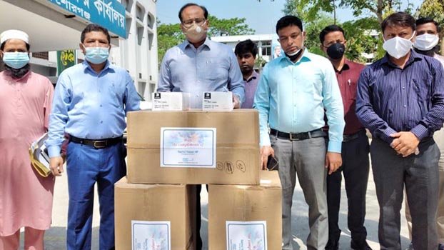 Safety kit handed over
