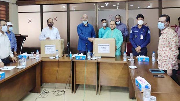 S Alam Group provides 2,000 PPE for physicians