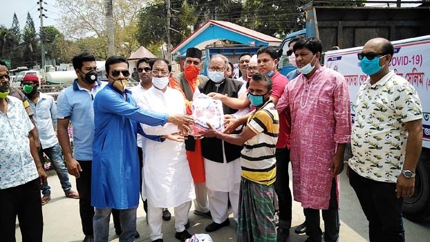 13,500 families receive food items in Gopalganj