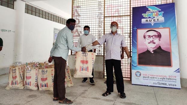 RUET VC donates food to RCC mayor’s relief fund