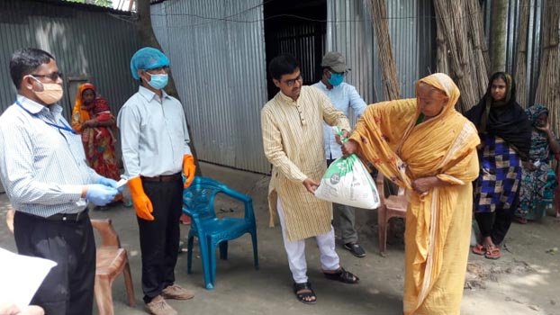 BFF continues to distribute relief in Faridpur