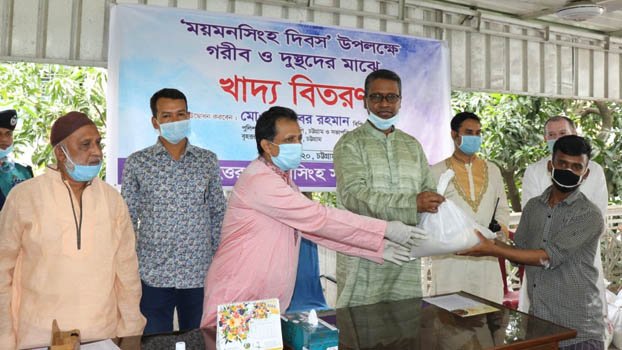 CMP distributes food among poor families
