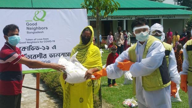 Food distributed   in Dinajpur