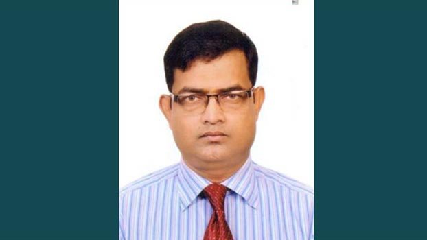 Corona survived   DC returns   to office