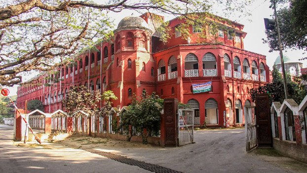 Ctg railway workers donate one day’s salary  to PM’s relief fund