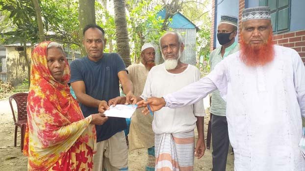 Expatriate Foundation stands by poor families