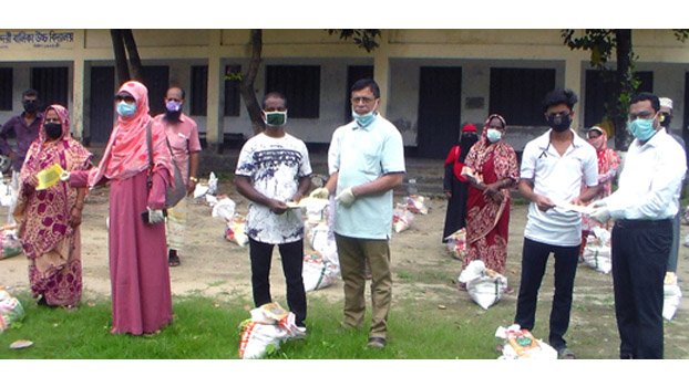 Non-MPO   employees receive gift food items